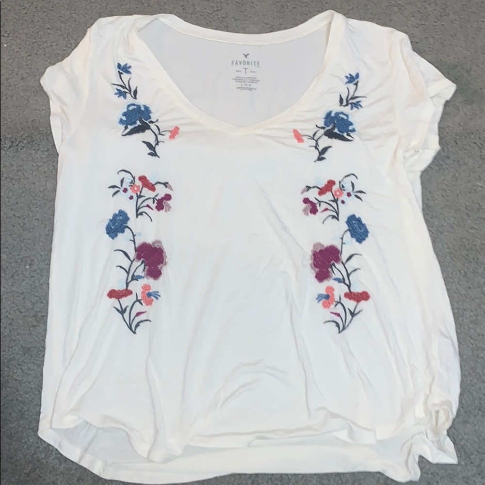 American Eagle Favorite Tee